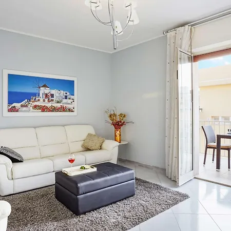 Apartment Pegaso House